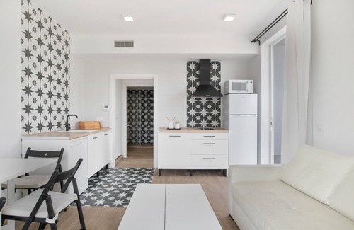 Brena y Marismas de Barbate Natural Park Appartement | Apartment 'Suite 5 In Natural Park' with Shared Pool, Wi-Fi and Air Conditioning