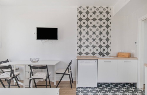 Brena y Marismas de Barbate Natural Park Appartement | Apartment 'Suite 5 In Natural Park' with Shared Pool, Wi-Fi and Air Conditioning