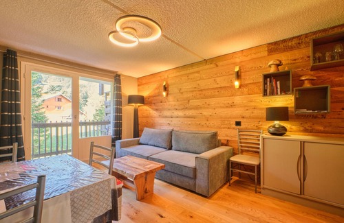 La Morte Appartement | Apartment 'Superbe Studio Au Pied Des Pistes' with Mountain View, Shared Garden and Wi-Fi