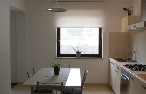 Rakalj Appartement | Appartement entouré par une végétation méditerranéenne