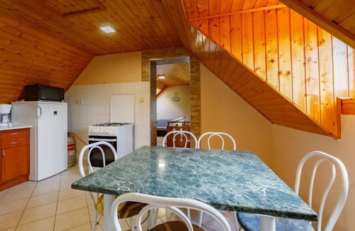 Balatonszarszo Appartement | Appartement Swing by Interhome