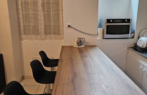 Oloron-Sainte-Marie Appartement | Apartment-T3 in city center