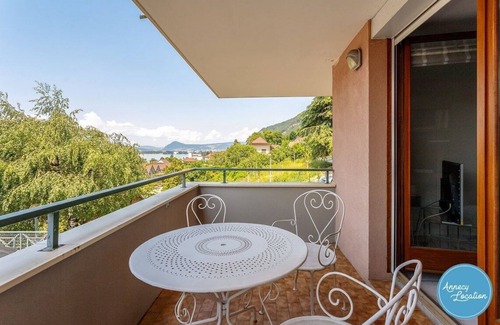 Veyrier-du-Lac Appartement | Appartement T2 – Clos Charmeil – Vue Lac