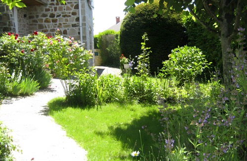 Panazol Appartement | Apartment 'T3 Chambre D'hôte' with Shared Terrace and Shared Garden