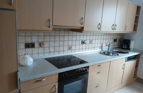 Diemelstadt Appartement | Apartment 'Tannenberg' with Shared Terrace, Private Garden and Wi-Fi