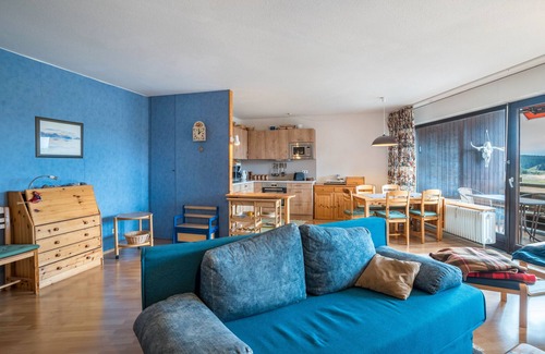Schonach im Schwarzwald Appartement | Apartment 'Terrassenpark 160' with Mountain View, Balcony and Wi-Fi