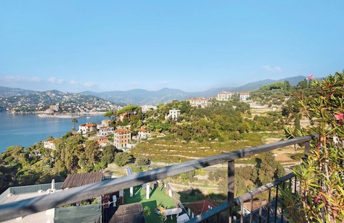 Zoagli Appartement | Appartement 'Terrazza Oriana' avec vue sur la mer & Wi-Fi