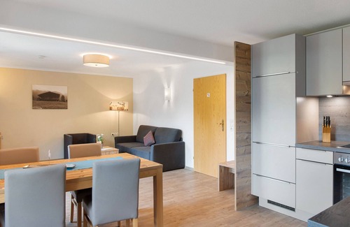 Oetz Appartement | Apartment 'Top 1' with Mountain View, Balcony and Wi-Fi
