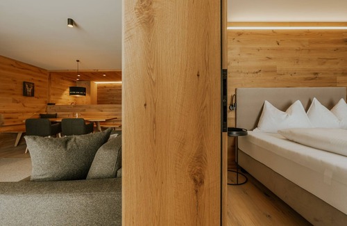 Lech am Arlberg Chalet De Ski | Apartment TOP 3 - Almrausch BoutiqueChalet