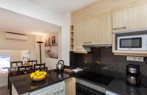 Calafat Appartement | Apartment Triplex Mare Nostrum by Interhome