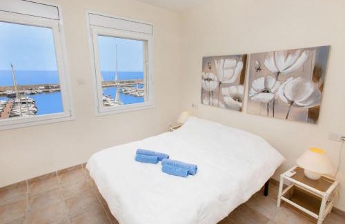 Calafat Appartement | Apartment Triplex Mare Nostrum by Interhome