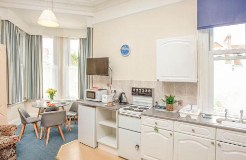Roundham Maison | Apartment Two - Uk39835
