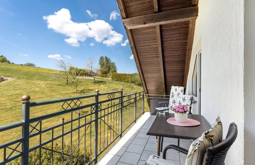 Ortsmitte Appartement | Appartement 'Typ 5' avec jardin partagé, balcon et Wi-Fi