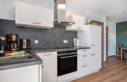 Freilassing Appartement | Appartement "Untersbergblick" avec vue sur les montagnes, balcon et Wi-Fi