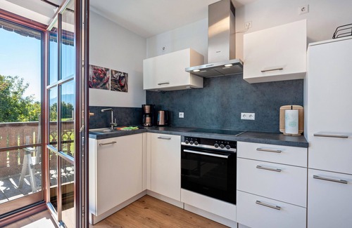 Freilassing Appartement | Appartement "Untersbergblick" avec vue sur les montagnes, balcon et Wi-Fi