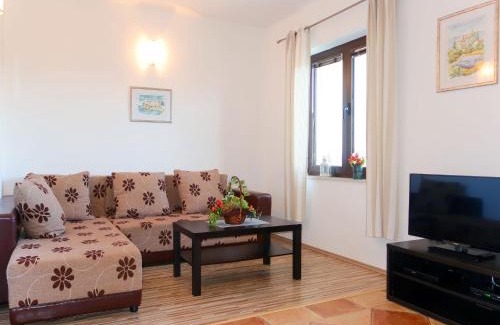 Milohnici Appartement | Apartment Urdih-2 by Interhome