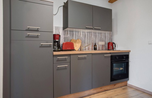 Warrenzin Appartement | Apartment 'Uschi' with Shared Garden and Wi-Fi