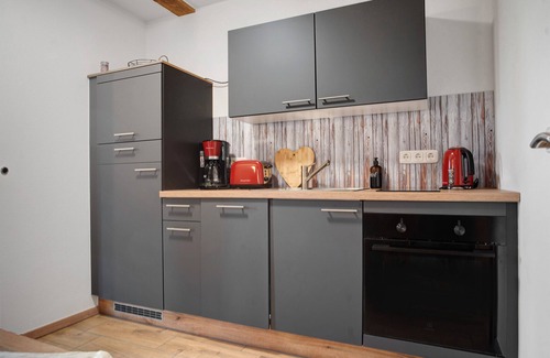 Warrenzin Appartement | Apartment 'Uschi' with Shared Garden and Wi-Fi