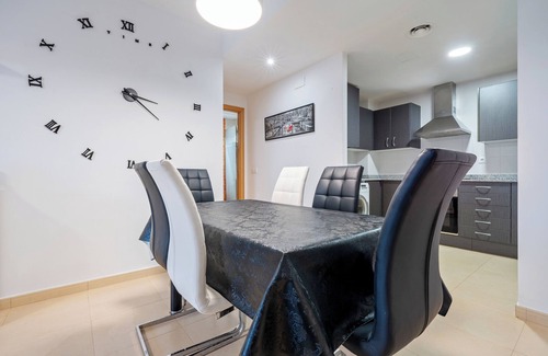 Sant Jaume d'Enveja Appartement | Appartement 'Viudelta' avec vue sur les montagnes, piscine privée, climatisation et Wi-Fi