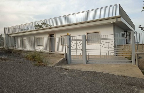 Roseto Capo Spulico Appartement | Appartement 'Villa Anna' avec vue sur la mer, terrasse partagée et climatisation