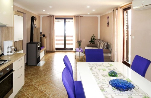 Pridraga Appartement | Appartement Vesna by Interhome