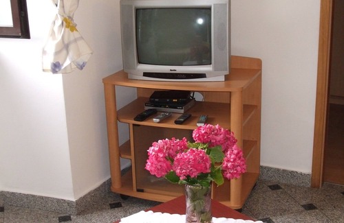 Ika Appartement | Appartement Vesna est situé à 50m de la mer