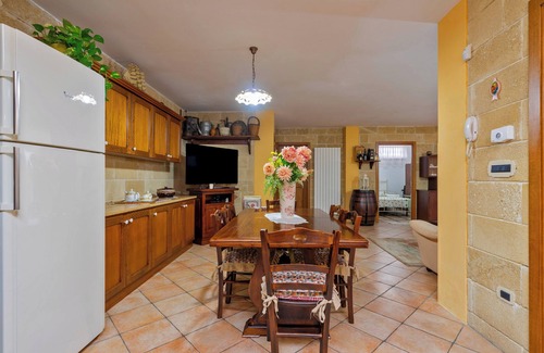 Matino Appartement | Appartement "Villa Claudia" avec jardin privé et Wi-Fi