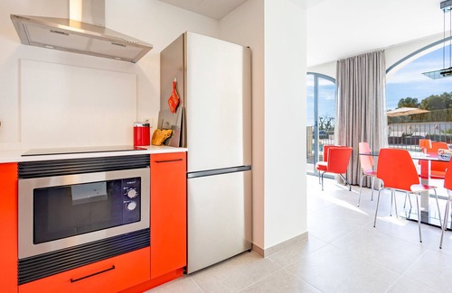 Aigues Appartement | Apartment 'Villa Hoy Tomate' with Mountain View, Wi-Fi and Air Conditioning