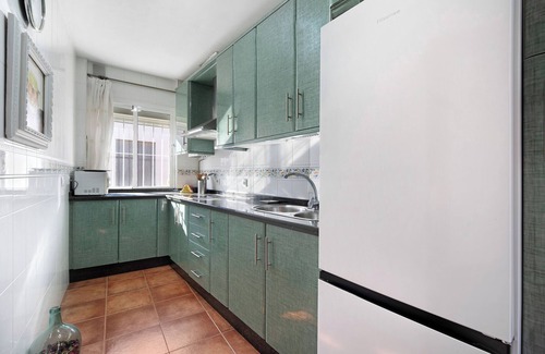 Chipiona Appartement | Appartement 'Villa Maria' avec terrasse privée et Wi-Fi