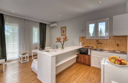 Alepou Appartement | Apartment village with pool, close to Corfu Town (2.5 Km)