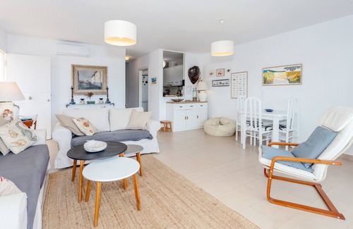 Coves Noves Appartement | Appartement 'Vista Faváritx' avec piscine partagée, Wi-Fi et climatisation