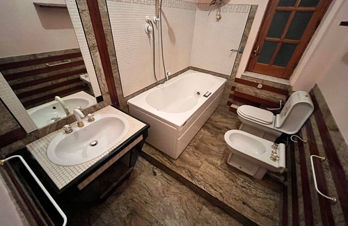 Acquedolci Appartement | Apartment 'Vista Isole Eolie' with Sea View, Wi-Fi and Air Conditioning