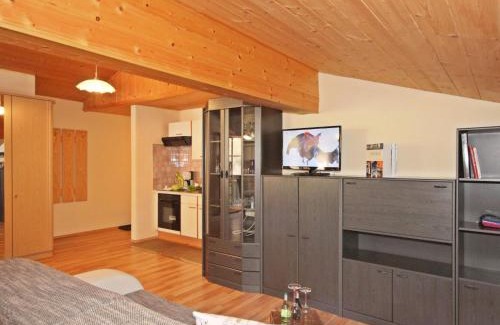 See Appartement | Apartment Voräule by Interhome