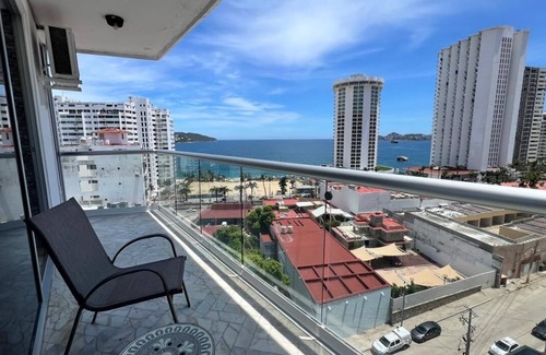 Club Deportivo Appartement | Apartment with ocean and golf course views