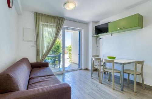 Brzac Appartement | Apartment Wabi Sabi Resort 2-2 by Interhome