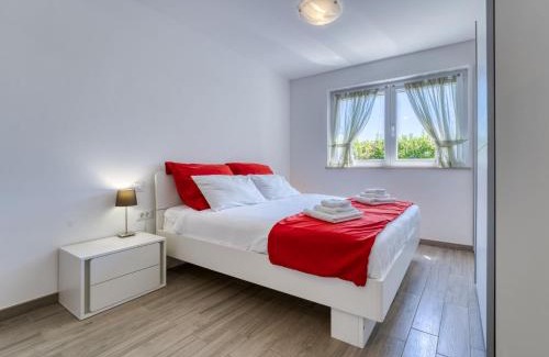 Brzac Appartement | Apartment Wabi Sabi Resort 2-2 by Interhome