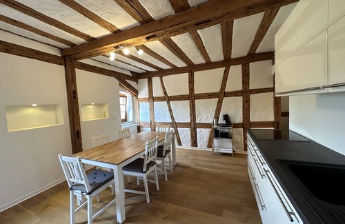Marxzell Appartement | Apartment 'Waldblick' with Shared Garden and Wi-Fi