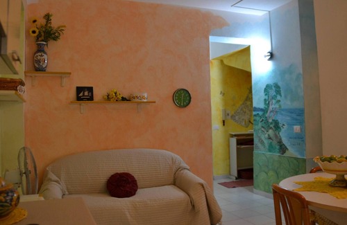 Vigliatore Appartement | Apartment with garden and WiFi 50 meters from the sea