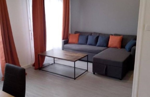 Morlaix Appartement | Apartment with 2 bedrooms and a large living area Morlaix near the station