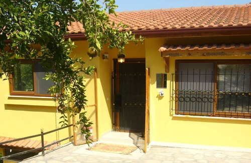 Kumluca Cabine | Apartment with 4 beds: small balcony and large veranda - holiday home Waldwilla-Waldapart