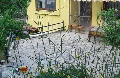 Kumluca Cabine | Apartment with 4 beds: small balcony and large veranda - holiday home Waldwilla-Waldapart