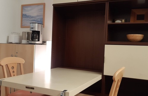 Rederscheid Appartement | Apartment with a view of the Rhine