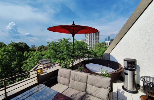 Munchner Freiheit Appartement | Apartment with astonishing view /rooftop terrace