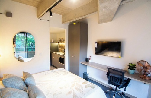 Suramericana Hôtel | Apartment with balcony in Laureles