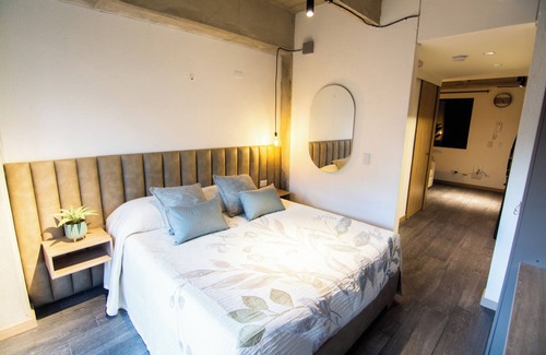 Suramericana Hôtel | Apartment with balcony in Laureles