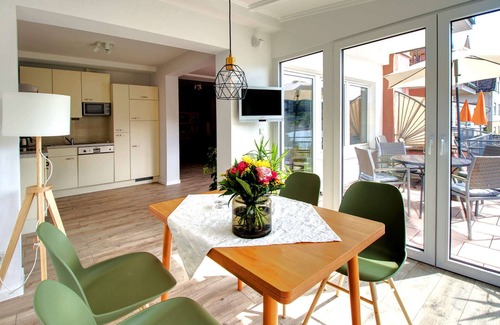 Bullay Maison | Apartment with balcony directly on the banks and with a view of the Moselle