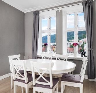 Bergen City Centre Appartement | Apartment with Beautiful View to Bryggen
