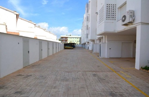 El Roc de Sant Gaieta Appartement | Appartement avec piscine commune et aire de jeux
