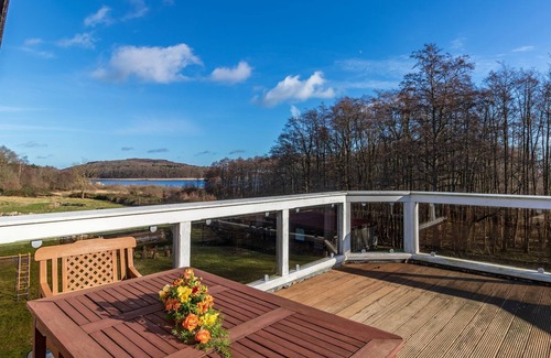 Buschvitz Appartement | Appartement avec cheminée et terrasse avec vue sur le lac