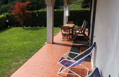 Musso Appartement | Appartement avec jardin, à 400 m du lac, belle vue
